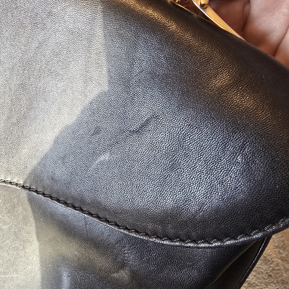 Valentino Garavani VINTAGE SATCHEL Black Leather Bag - Picture 6 of 16